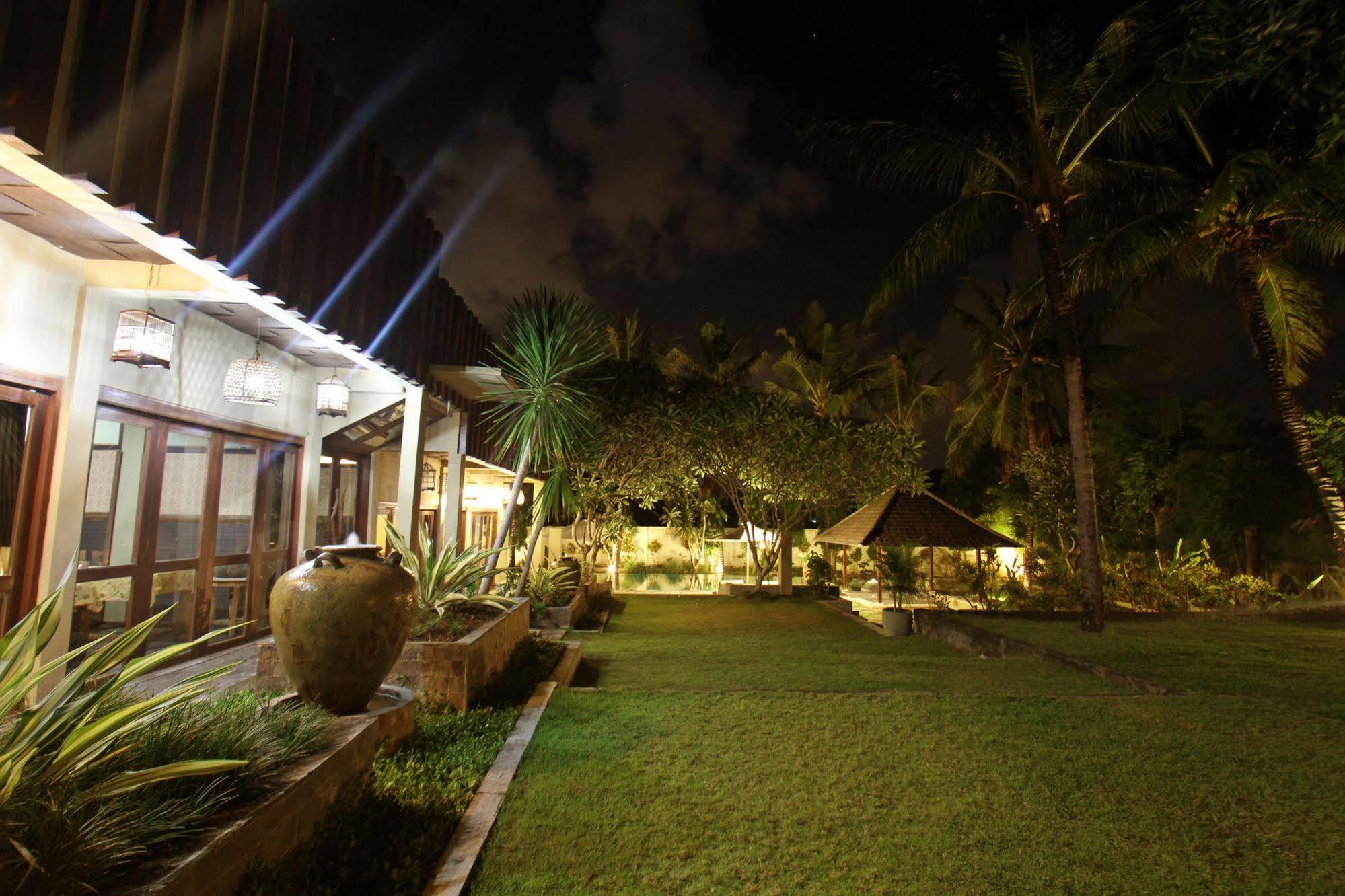 קנגו Grand Akhyati Villas & Spa מראה חיצוני תמונה